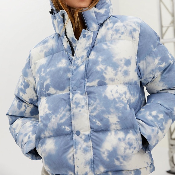 Aritzia Jackets & Blazers - Aritzia TNA super puff BNWT